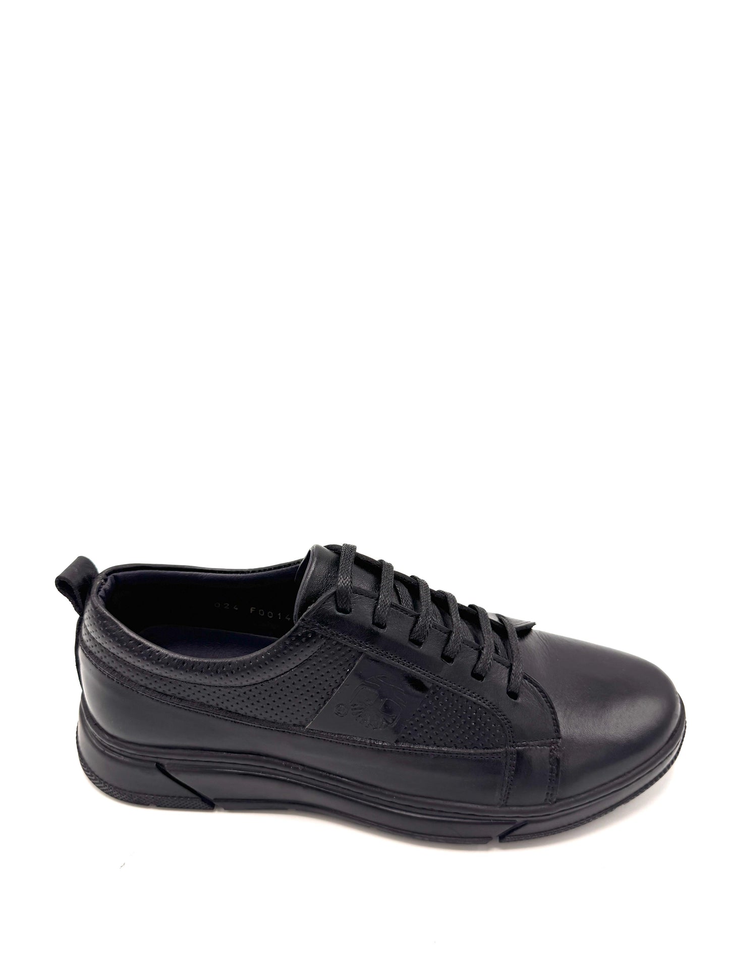 Chaussure en cuir et maille