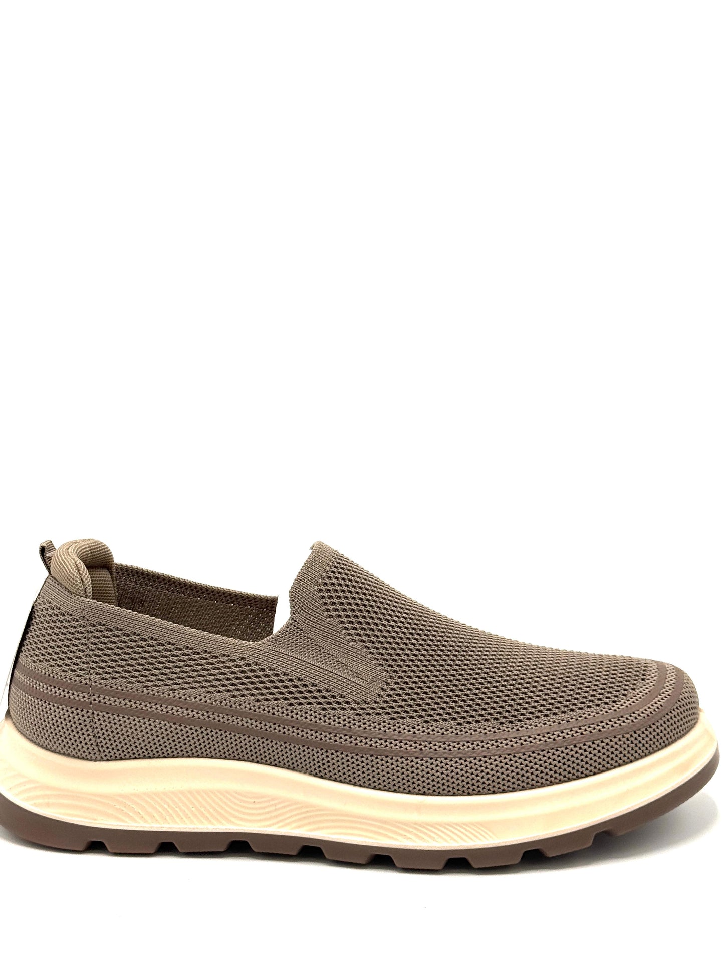 Chaussure légère en maille – Semelle contrastée