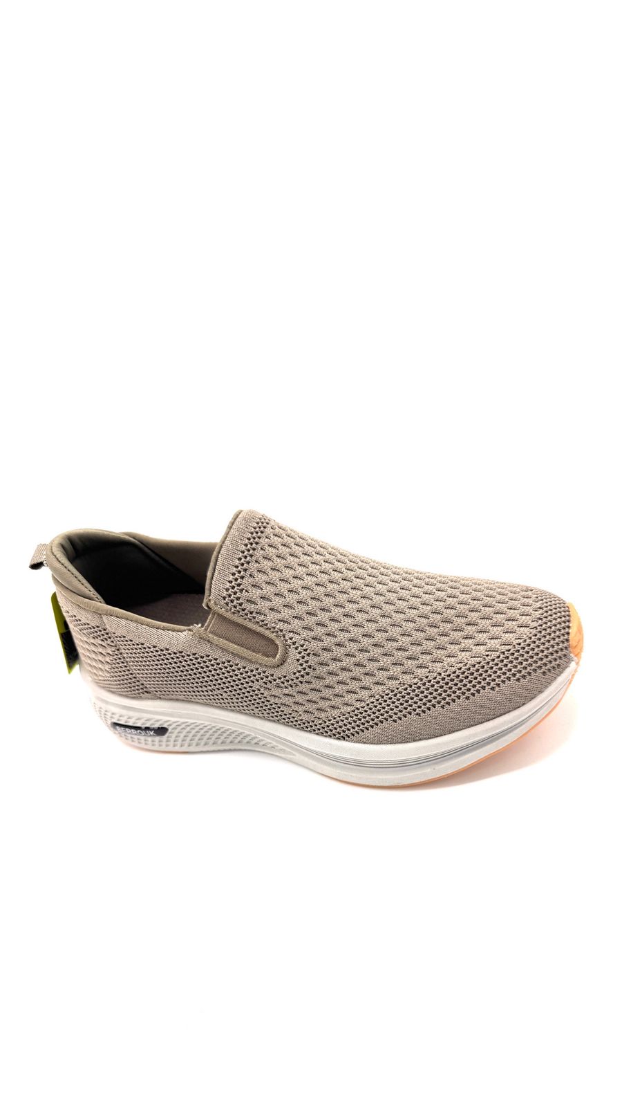 Chaussures Slip-On BERROUK – Légèreté, Confort et Style au Quotidien