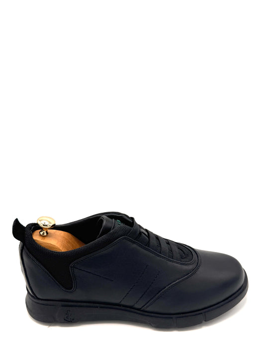Chaussure basse noire – confort & style actif