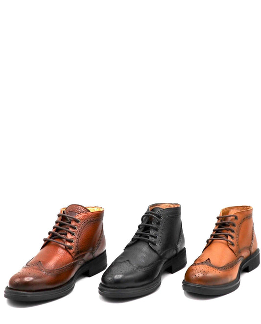 Botte montante à motif brogue – Élégance classique