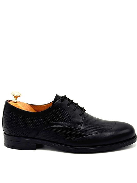 Chaussure habillée perforée
